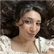 Laureata in Communication Design al Politecnico di Milano, +6 anni di esperienza nell'insegnamento della lingua inglese